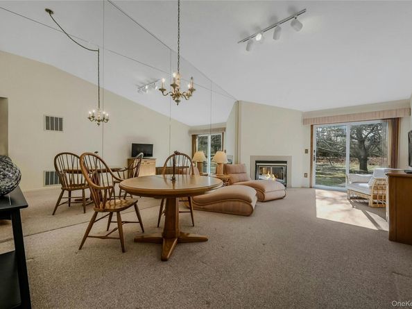 2555 Youngs Avenue 11D, Southold NY 11971