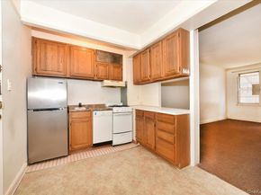 6574 Saunders Street 3H, Rego Park NY 11374