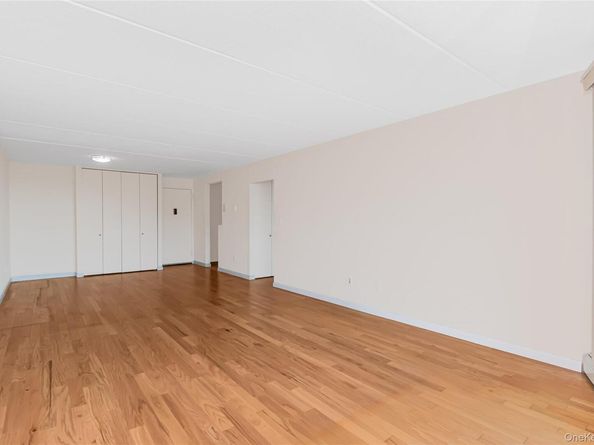 1155 Warburton Avenue 10E, Yonkers NY 10701