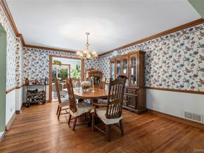 287 E Rockaway Road, Hewlett Harbor NY 11557