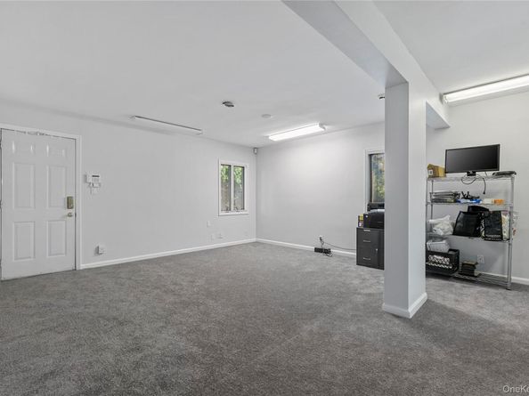 287 E Rockaway Road, Hewlett Harbor NY 11557