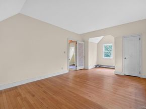 2906 Hyatt Street, Yorktown Heights NY 10598