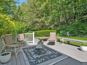 20 Pamela Place, Millwood NY 10546