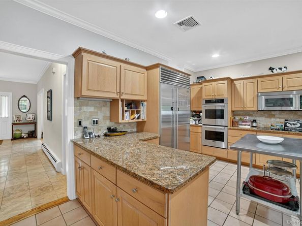12 Veronica Court, Cortlandt Manor NY 10567