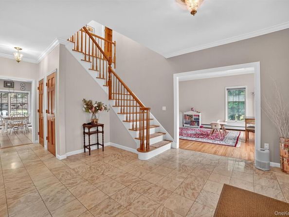 12 Veronica Court, Cortlandt Manor NY 10567