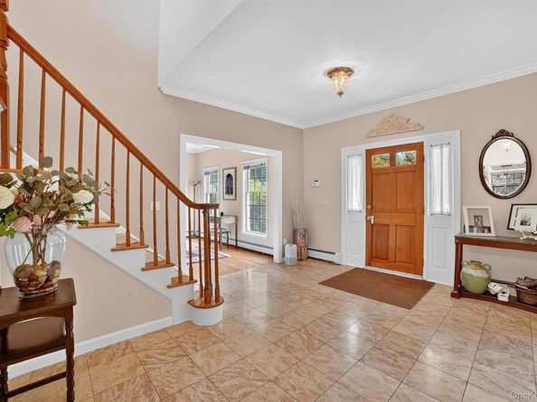 12 Veronica Court, Cortlandt Manor NY 10567