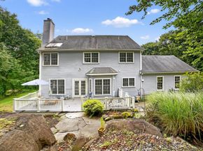 12 Veronica Court, Cortlandt Manor NY 10567