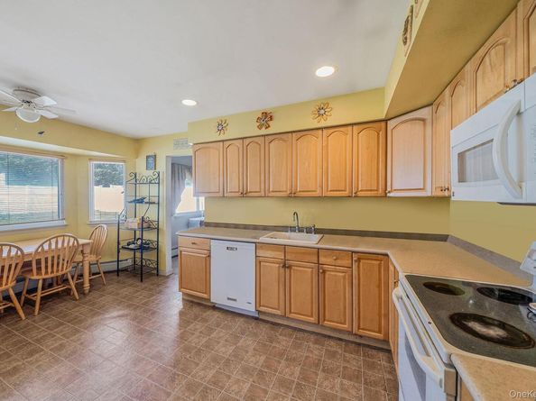14 Lloyd Lane, Nesconset NY 11767