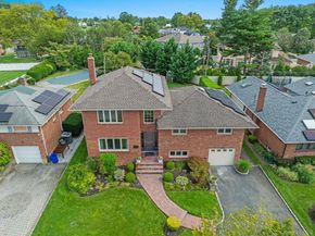 114 Seaman Road, Jericho NY 11753