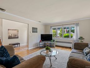 114 Seaman Road, Jericho NY 11753