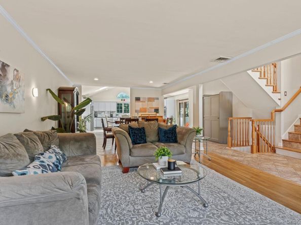 114 Seaman Road, Jericho NY 11753