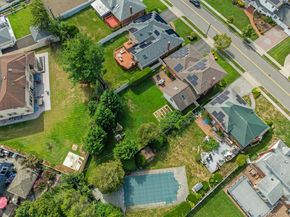 114 Seaman Road, Jericho NY 11753