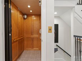 23 The Preserve, Woodbury NY 11797