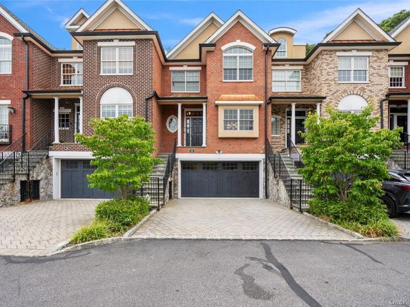23 The Preserve, Woodbury NY 11797