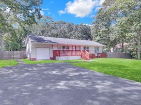 125 Grand Avenue, Shirley NY 11967