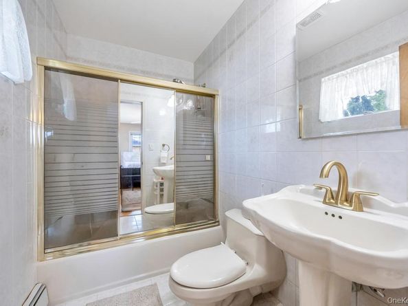 338 Stewart Avenue, Bethpage NY 11714