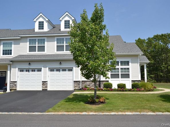 146 Avery Drive N, Center Moriches NY 11934