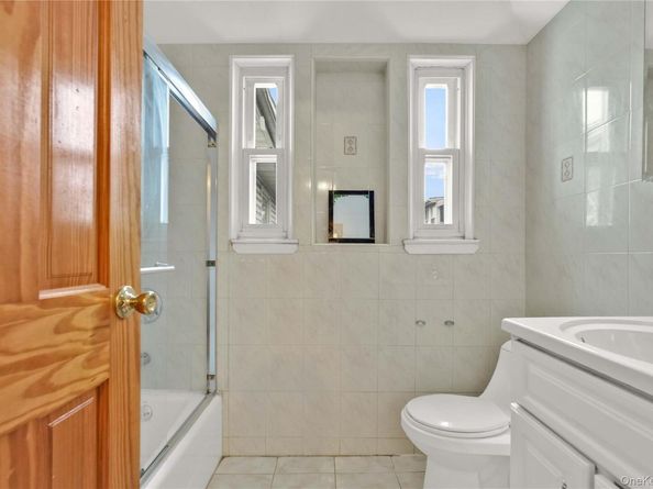 183-11 64th Avenue, Fresh Meadows NY 11365