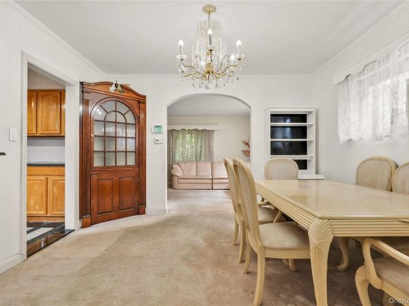 183-11 64th Avenue, Fresh Meadows NY 11365