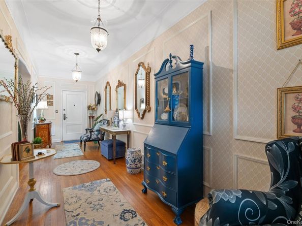 25 Parkview Avenue 1I, Bronxville NY 10708