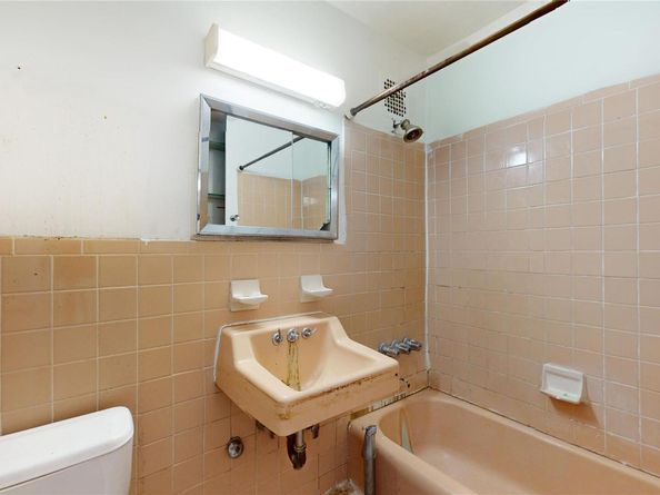 2545 Sedgwick Avenue 7B, Bronx NY 10468