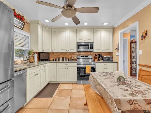 468 Richmond Road, East Meadow NY 11554