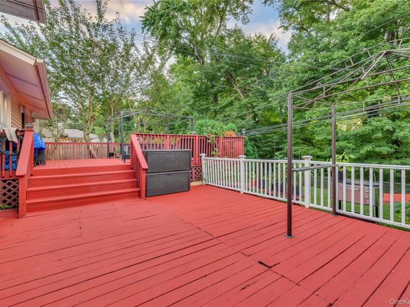 468 Richmond Road, East Meadow NY 11554