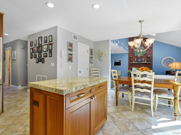 61 Walnut Street, Pleasantville NY 10570