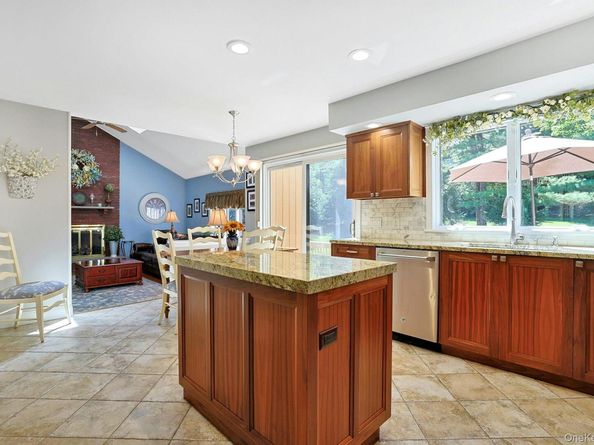 61 Walnut Street, Pleasantville NY 10570