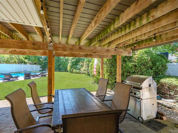 2998 Joyce Lane, South Merrick NY 11566