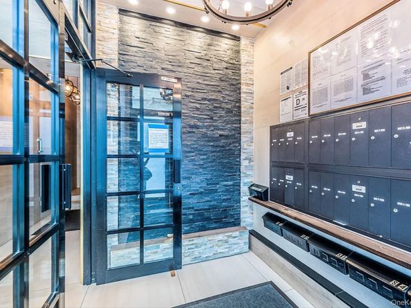 4104 27th Street 9A, Long Island City NY 11101
