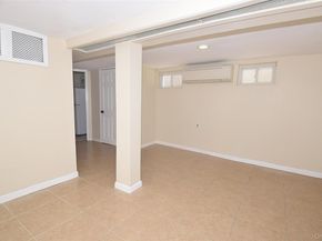 22734 112th Road, Queens Village NY 11429