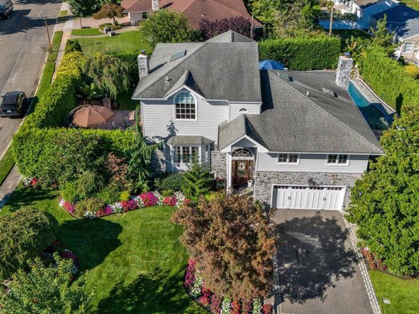 639 Boelsen Drive, Westbury NY 11590