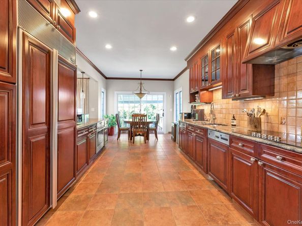 639 Boelsen Drive, Westbury NY 11590