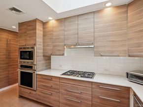 12 Manning Road, Glen Cove NY 11542