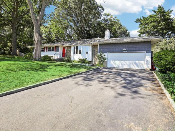 12 Manning Road, Glen Cove NY 11542