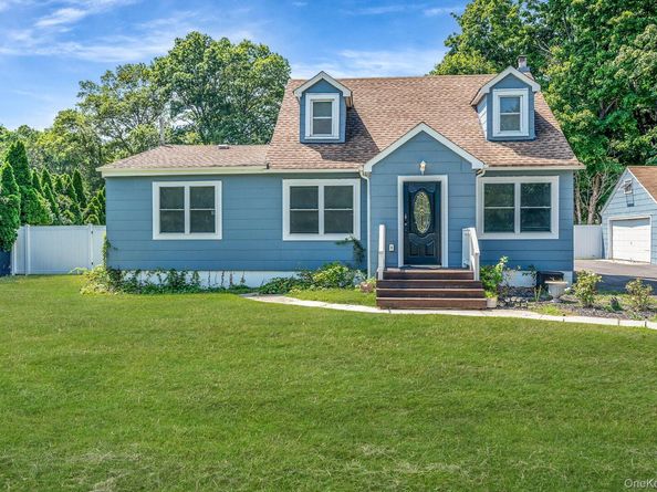 224 Southern Boulevard, Saint James NY 11780