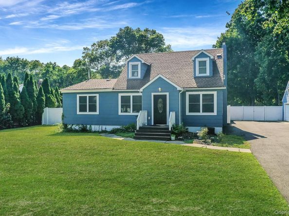 224 Southern Boulevard, Saint James NY 11780