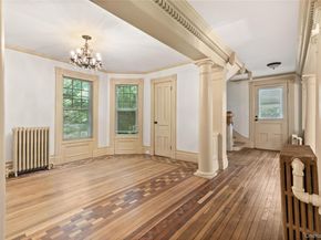 80 Ocean Avenue, Bay Shore NY 11706