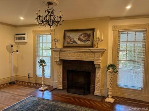 80 Ocean Avenue, Bay Shore NY 11706