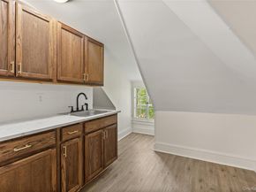80 Ocean Avenue, Bay Shore NY 11706
