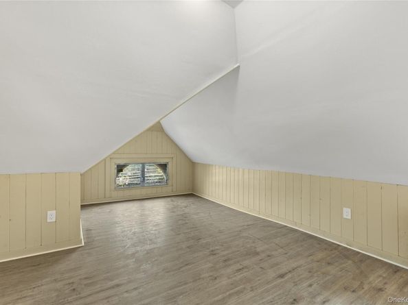 80 Ocean Avenue, Bay Shore NY 11706