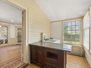 80 Ocean Avenue, Bay Shore NY 11706