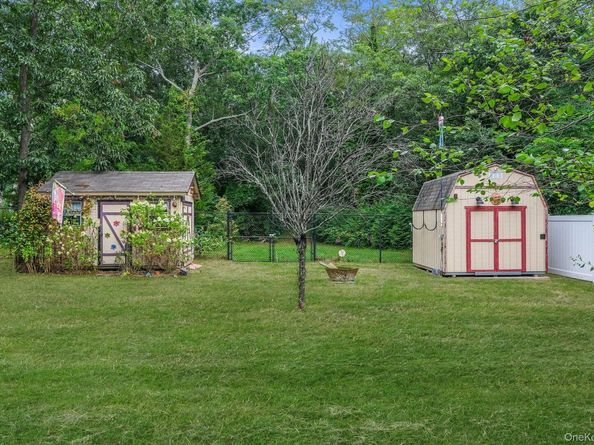191 Candlewood Path, Dix Hills NY 11746