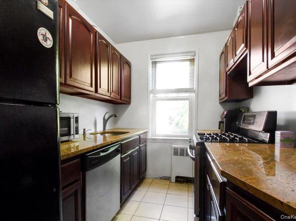 1537 Central Park Avenue E8, Yonkers NY 10710