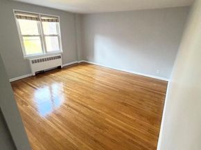 1537 Central Park Avenue E8, Yonkers NY 10710