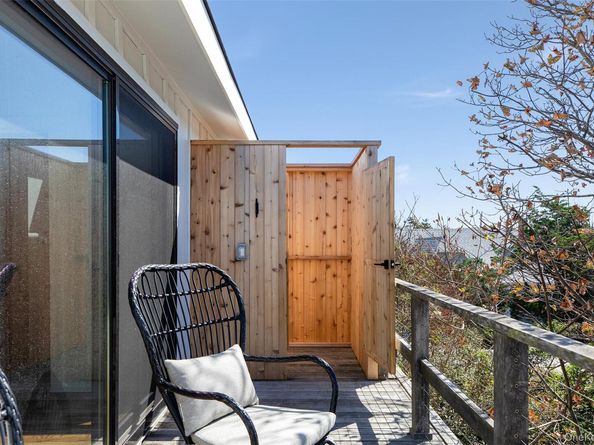 220 Cottage Walk, Ocean Beach NY 11770