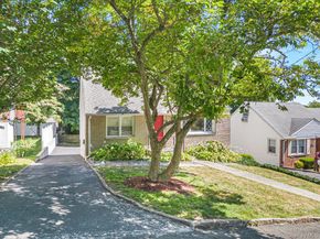 104 Lefferts Road, Yonkers NY 10705