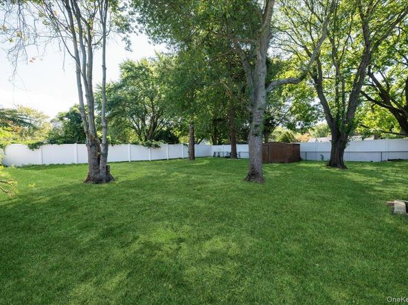 1017 Fire Island Avenue, Bay Shore NY 11706