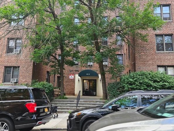 102-18 64 Avenue 2X, Forest Hills NY 11375